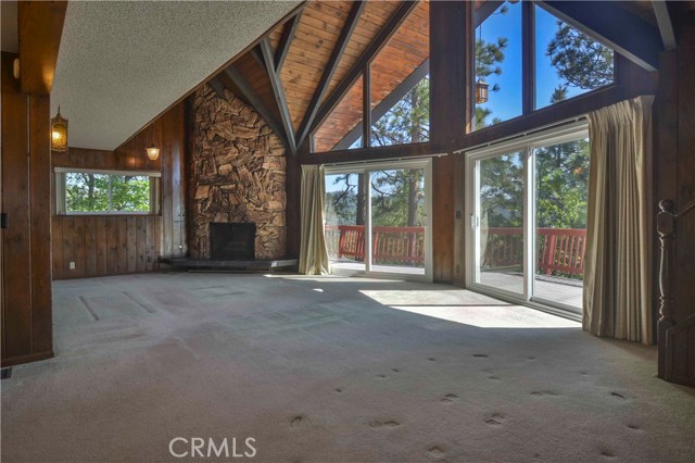 Detail Gallery Image 5 of 36 For 28680 Zion Dr, Lake Arrowhead,  CA 92352 - 3 Beds | 3/1 Baths