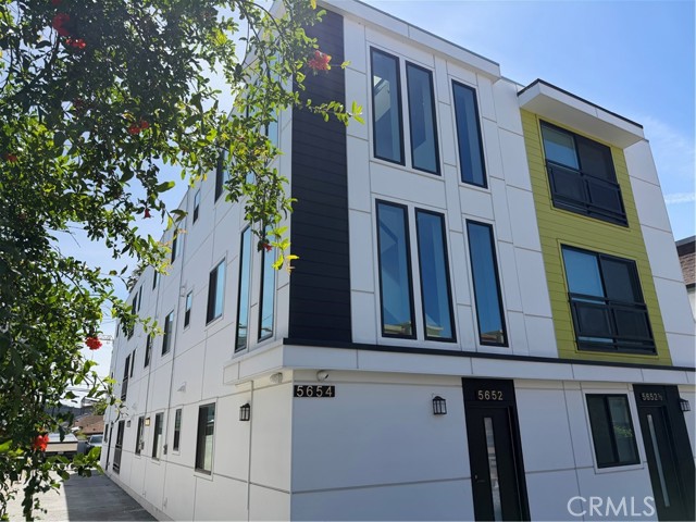 Detail Gallery Image 2 of 10 For 5654 La Mirada Ave, Los Angeles,  CA 90038 - 7 Beds | 7 Baths