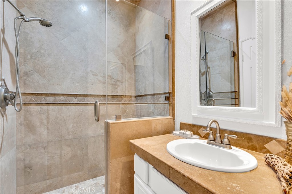 MLS #OC25095542 img 34