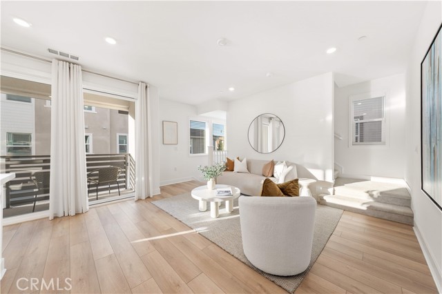 470 Lobata, Irvine CA: https://media.crmls.org/medias/59fc4046-2baf-465f-a132-6ffe60301215.jpg