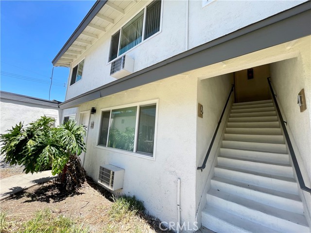 Detail Gallery Image 2 of 22 For 3175 Quartz Ln #5,  Fullerton,  CA 92831 - 2 Beds | 1 Baths