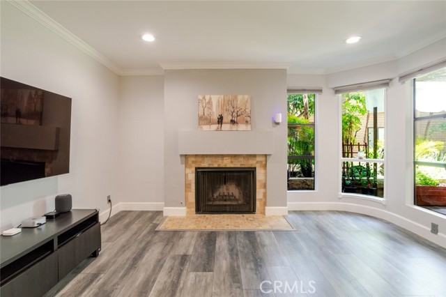 Detail Gallery Image 4 of 31 For 236 N Louise St #104,  Glendale,  CA 91206 - 2 Beds | 2 Baths