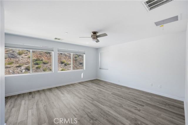 Detail Gallery Image 19 of 42 For 24526 Snapdragon Way, Lake Elsinore,  CA 92532 - 4 Beds | 3 Baths