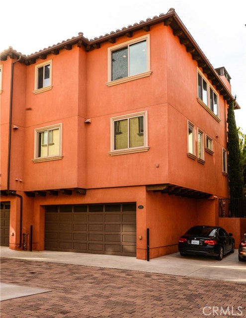 621 Pacific Coast Highway, Redondo Beach, California 90277, 4 Bedrooms Bedrooms, ,3 BathroomsBathrooms,Residential,Sold,Pacific Coast,SB17030895