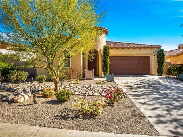 11852 Morning Star Drive, Desert Hot Springs CA: https://media.crmls.org/medias/59fdf89e-d443-4092-9e79-e8d4cd38c161.jpg