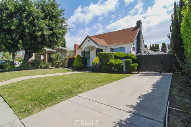 3894 Arlington Avenue, Los Angeles, California 90008, 2 Bedrooms Bedrooms, ,1 BathroomBathrooms,Single Family Residence,For Sale,Arlington,SR24084705