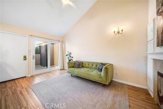 Detail Gallery Image 3 of 40 For 22421 Sherman Way #10,  West Hills,  CA 91307 - 1 Beds | 1 Baths