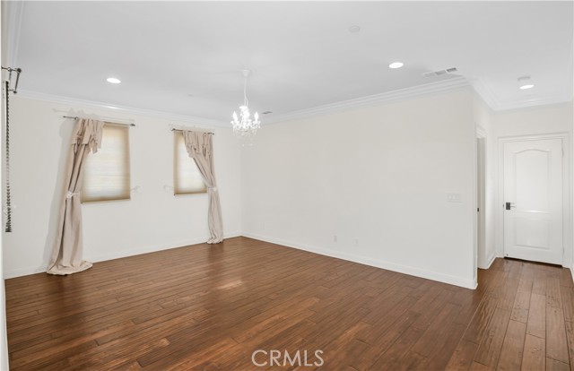 26 Woods Trail, Irvine CA: https://media.crmls.org/medias/59fe6fe1-c628-43e4-9820-aa18ab6e7cc6.jpg