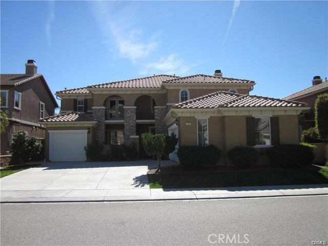 Detail Gallery Image 2 of 44 For 27086 Pumpkin St, Murrieta,  CA 92562 - 5 Beds | 3 Baths