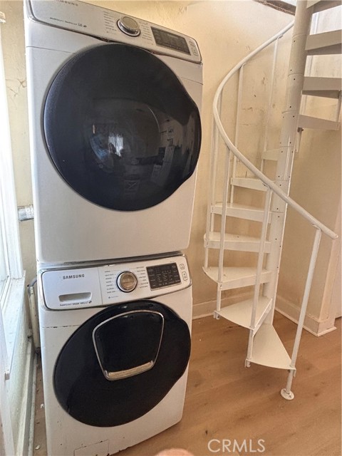 Detail Gallery Image 9 of 21 For 5440 Wadean Place, Oakland,  CA 94601 - 2 Beds | 1 Baths