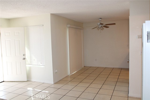 38429 10th E Place, Palmdale CA: https://media.crmls.org/medias/5a0085c4-bdb6-4921-a60f-d7a262c48f80.jpg