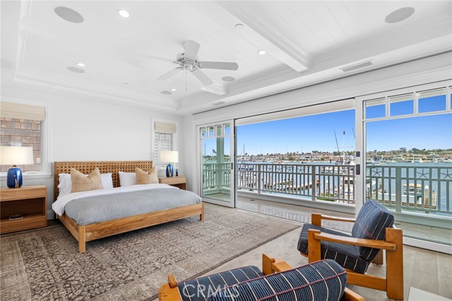 Detail Gallery Image 23 of 41 For 930 E Balboa Bld, Newport Beach,  CA 92661 - 3 Beds | 4/1 Baths