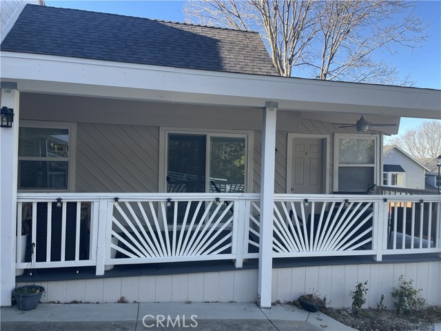 Detail Gallery Image 5 of 21 For 1350 Oak, Lake Arrowhead,  CA 92352 - 2 Beds | 1/1 Baths