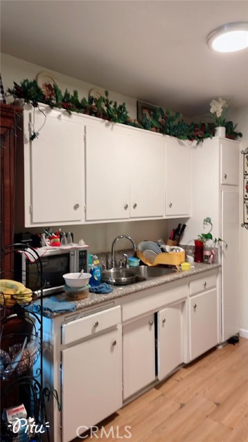 1714 Evergreen Street, Santa Ana CA: https://media.crmls.org/medias/5a012f29-68e7-4e3b-87a7-c2b394e1bbb6.jpg