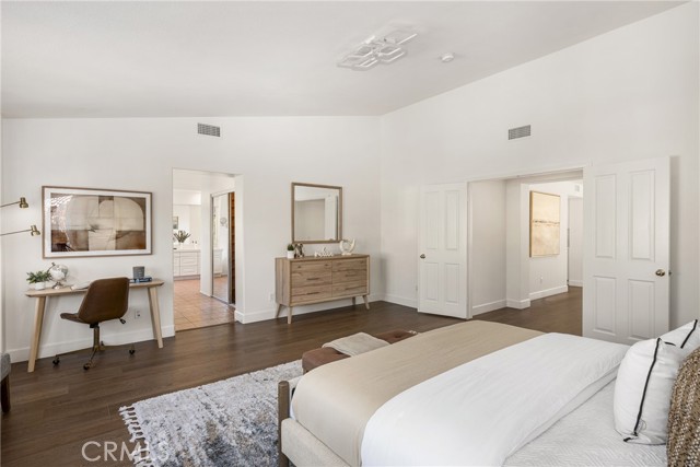 19692 Dorado Drive, Lake Forest CA: https://media.crmls.org/medias/5a024b37-e803-43f3-9e6d-d96b5c16d39d.jpg
