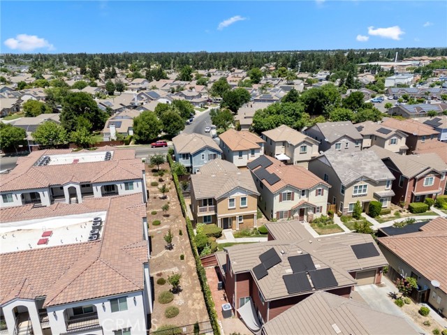 5529 N Valdez, Fresno CA: https://media.crmls.org/medias/5a026937-5175-4e86-8792-8af90c4668ff.jpg