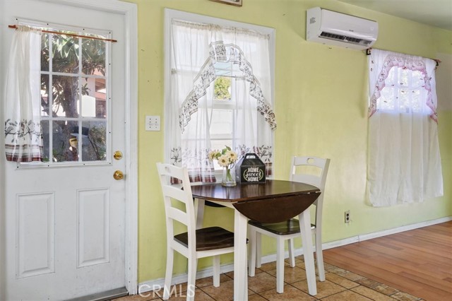 1311 Knox Street photo 14
