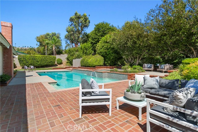 9292 Hidden Valley Drive, Villa Park CA: https://media.crmls.org/medias/5a0452c0-d56a-4816-84d5-11ea72565994.jpg