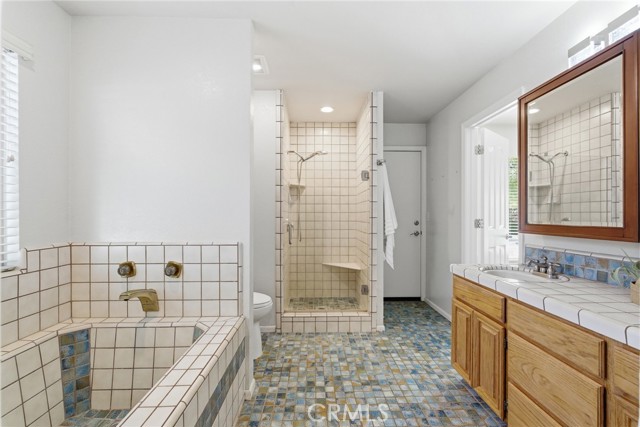 Detail Gallery Image 27 of 43 For 736 Leafcrest Drive, Chico,  CA 95926 - 5 Beds | 3 Baths