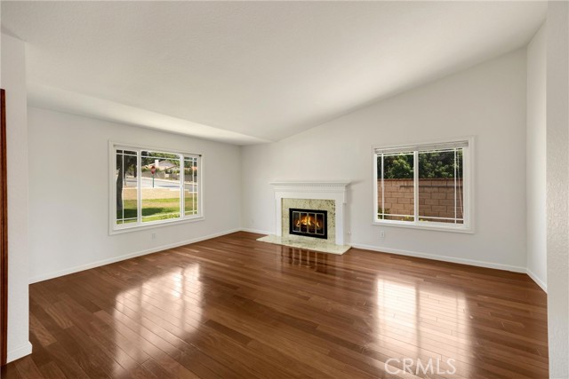 Image 4 of 64 For 8291 Jennet Street
