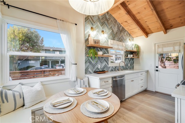 Detail Gallery Image 9 of 32 For 325 W Avenida Palizada, San Clemente,  CA 92672 - 3 Beds | 1 Baths