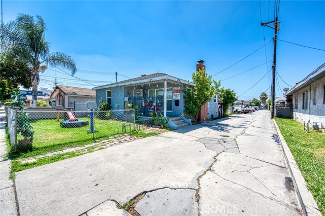 Image 9 of 27 For 4858 Live Oak St.