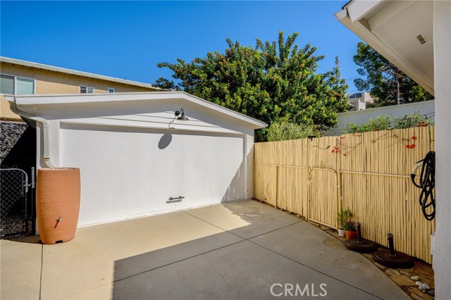 Detail Gallery Image 32 of 35 For 1477 E California Ave, Glendale,  CA 91206 - 2 Beds | 1 Baths