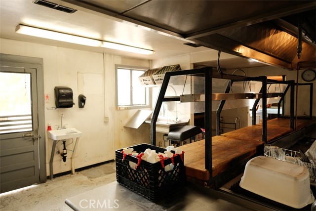 35025 -35065 Highway 79, Warner Springs CA: https://media.crmls.org/medias/5a06b4fb-b931-43ef-8822-7e850ed192b7.jpg
