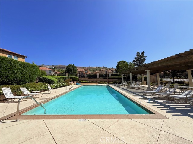 19916 Esmeralda Court, Yorba Linda CA: https://media.crmls.org/medias/5a06d98e-2f79-4446-95a6-f2491ca0a8d5.jpg