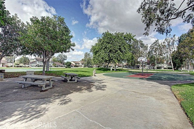 226 Greenmoor, Irvine CA: https://media.crmls.org/medias/5a073b51-2e2f-4dff-bfdc-d39c144eea8b.jpg