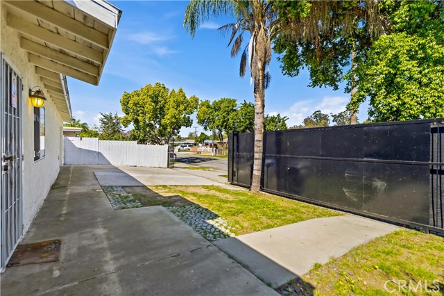 Detail Gallery Image 5 of 36 For 18702 Altario, La Puente,  CA 91744 - 4 Beds | 3 Baths