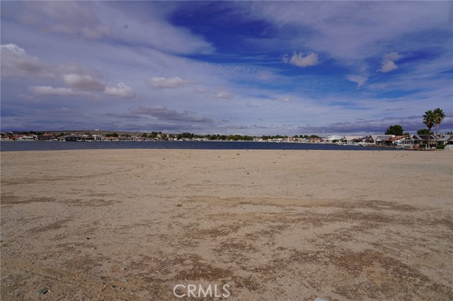 Detail Gallery Image 6 of 19 For 27160 Vista #36,  Helendale,  CA 92342 - 2 Beds | 2 Baths