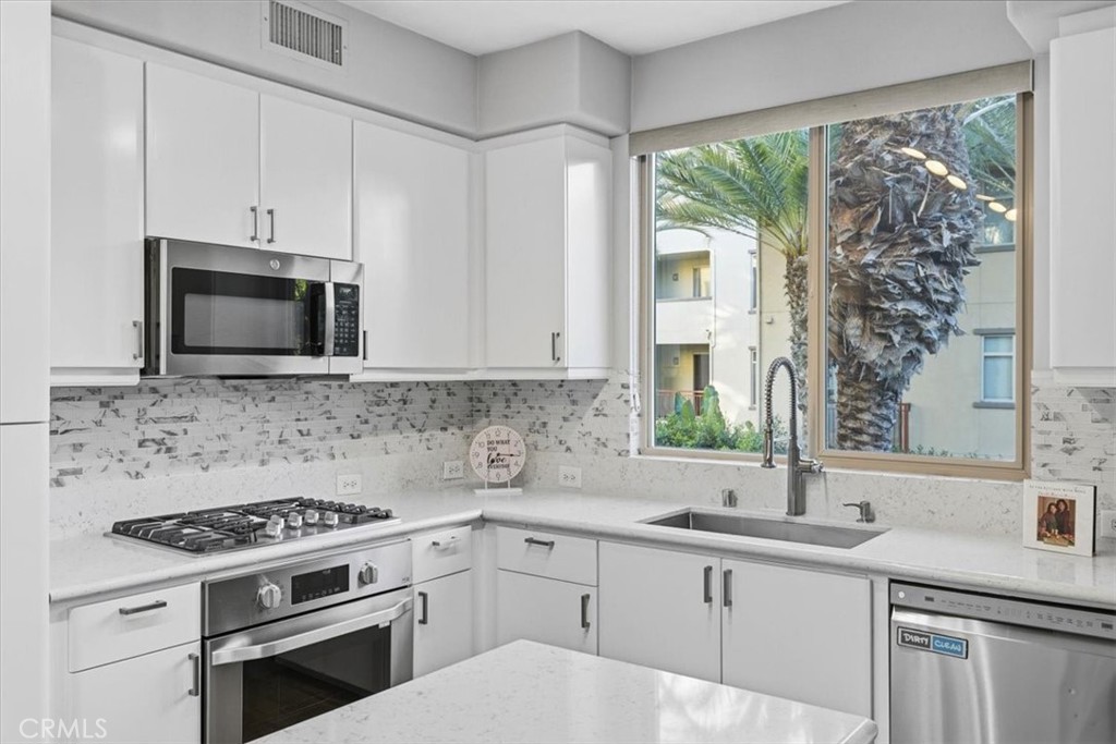 MLS #SW25223301 image #6