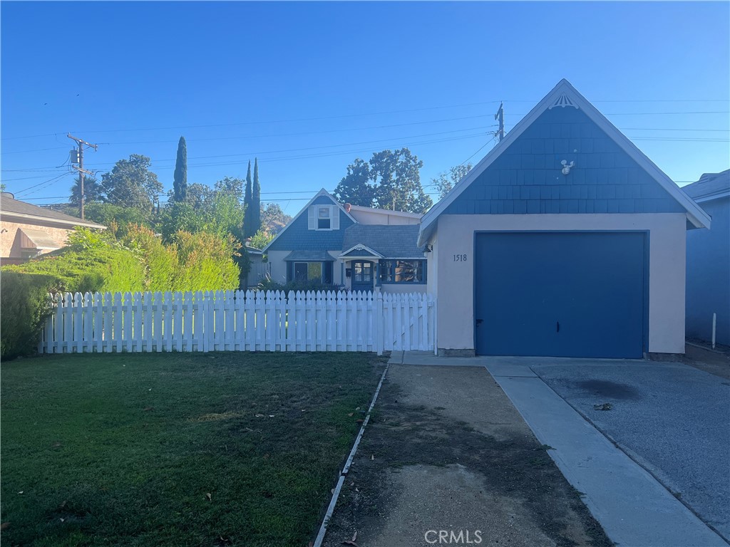 1518 Lake Street