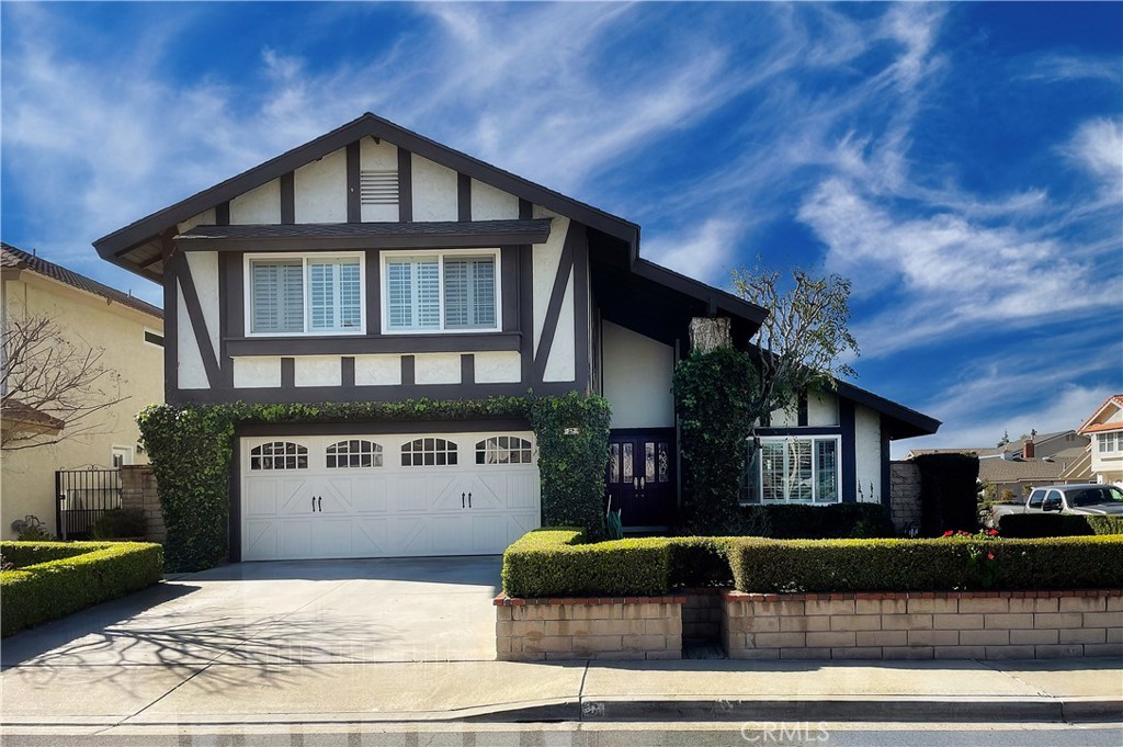 2 Saratoga, Irvine, CA 92620