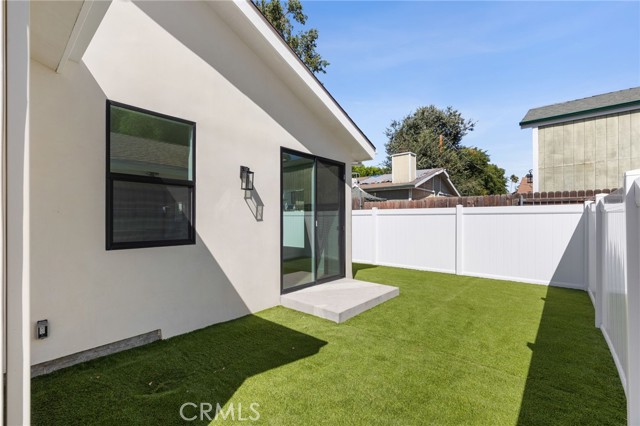 Detail Gallery Image 16 of 19 For 21824 Cohasset St, Canoga Park,  CA 91303 - 3 Beds | 2 Baths