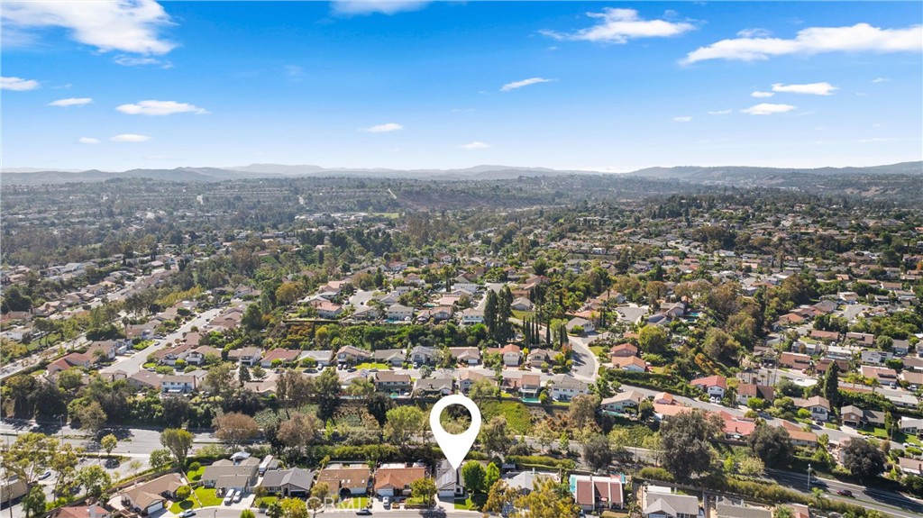 MLS #OC25233783 image #40