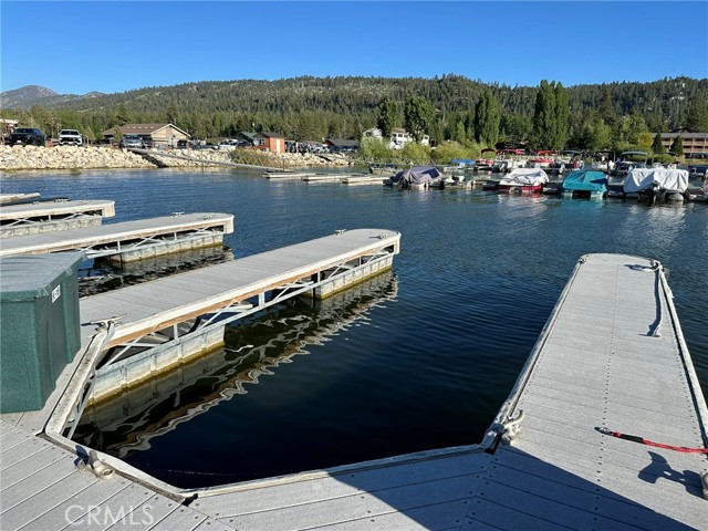 Detail Gallery Image 2 of 13 For 400 Pine Knot Bld, Big Bear Lake,  CA 92315 - – Beds | – Baths