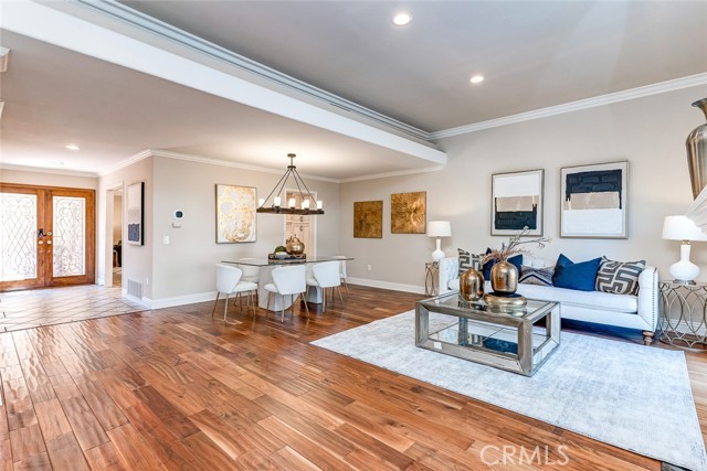 Detail Gallery Image 6 of 43 For 607 Murfield Ct, Fullerton,  CA 92835 - 3 Beds | 2/1 Baths