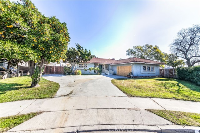 11356 Desmond St, Garden Grove, CA 92841