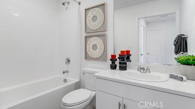 Detail Gallery Image 10 of 20 For 1212 Yeager Ave, Rialto,  CA 92376 - 3 Beds | 2/1 Baths
