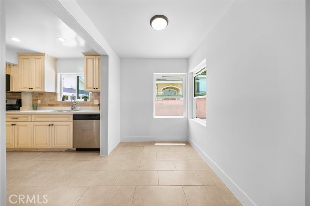 Detail Gallery Image 5 of 27 For 3236 Rockhold Ave, Rosemead,  CA 91770 - 3 Beds | 2/1 Baths