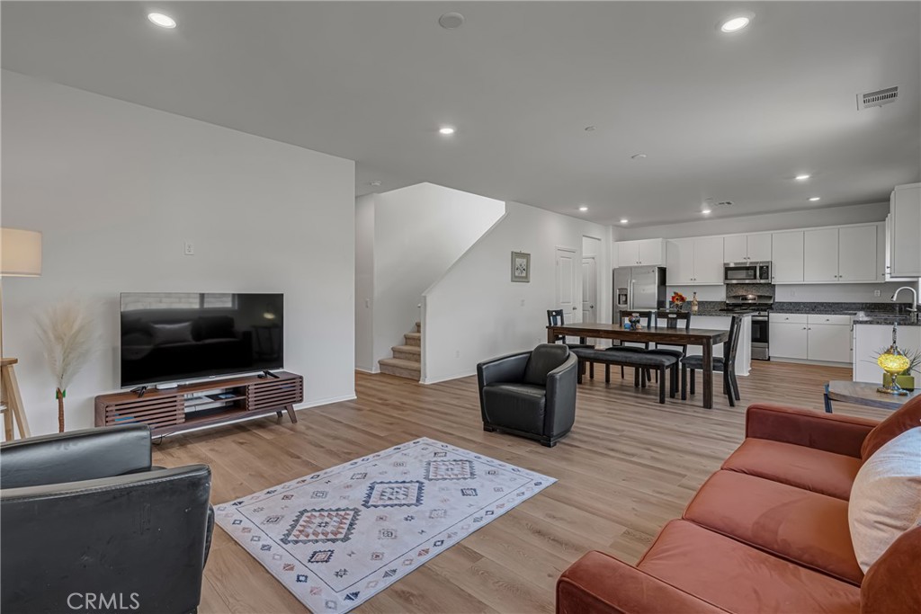 MLS #PW25247398 image #16