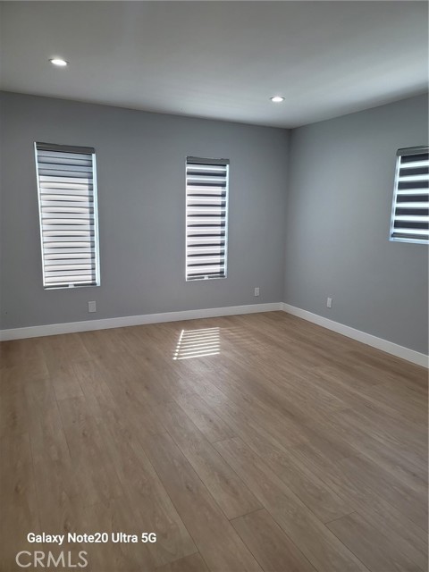 Detail Gallery Image 23 of 31 For 13939 Sylvan, Van Nuys,  CA 91401 - 3 Beds | 2 Baths