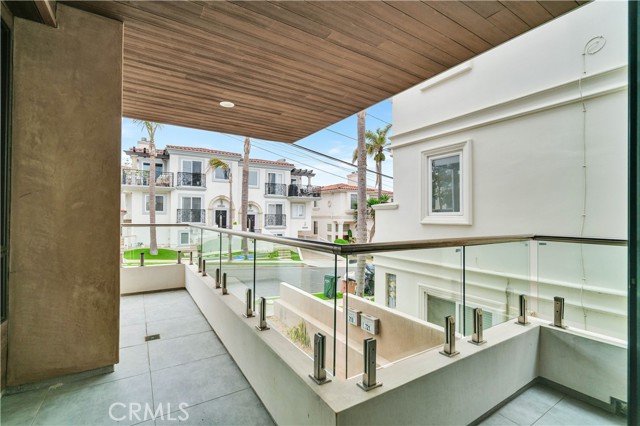 Detail Gallery Image 55 of 73 For 719 1st Pl, Hermosa Beach,  CA 90254 - 4 Beds | 4 Baths