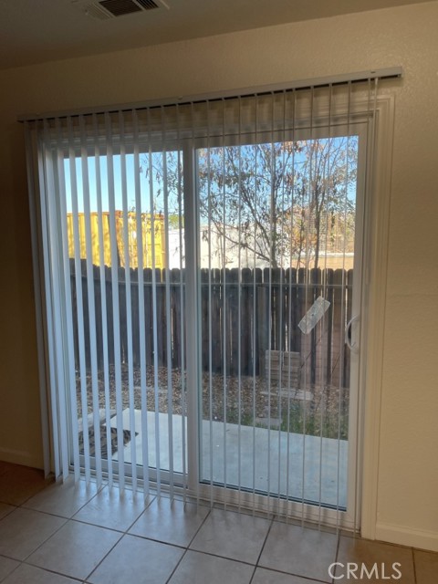 16784 Sultana Street, Hesperia CA: https://media.crmls.org/medias/5a0f0e31-479a-422c-8521-1605da9029c5.jpg