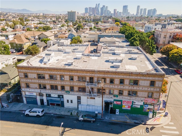 2709 Pico Boulevard, Los Angeles, California 90006, ,Multi-Family,For Sale,Pico,SB24052600