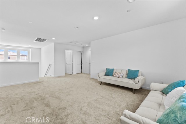 Image 18 of 44 For 36780 Arietta Way