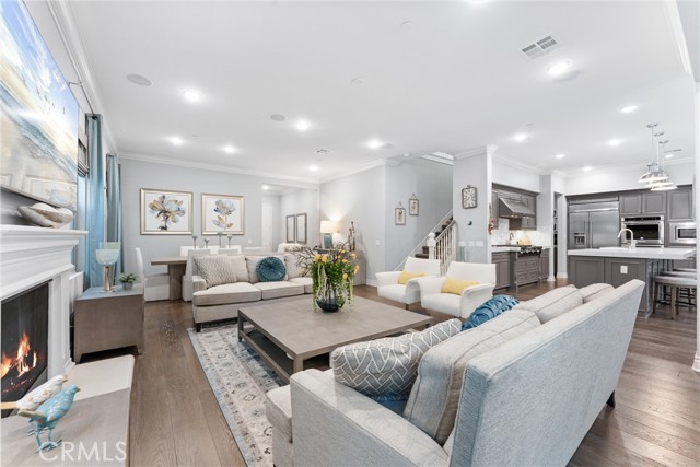 Detail Gallery Image 9 of 57 For 202 Geyser, Irvine,  CA 92618 - 4 Beds | 4/1 Baths