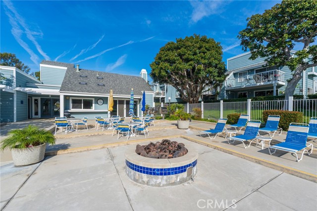 Detail Gallery Image 29 of 38 For 6020 Bixby Village #63,  Long Beach,  CA 90803 - 1 Beds | 1 Baths